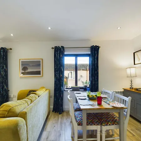 The Loft, Ideal For A Family Break In The Picturesque Market Town Of Only 15 Minutes For Ullswater * Penrith